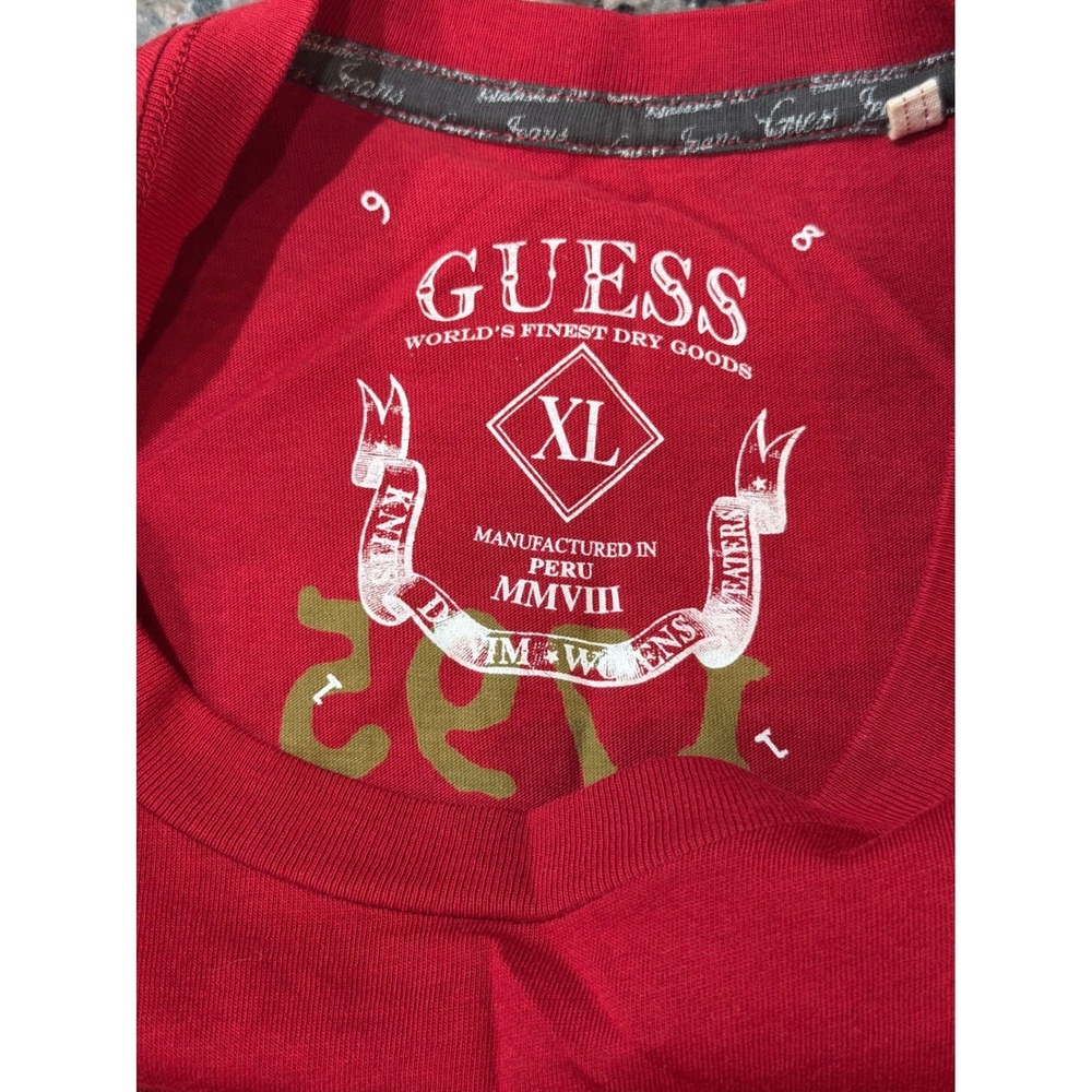 Guess Jeans Mens Graphic T-Shirt Red XL Cotton Distressed Crest M8439113 - Picture 4 of 8